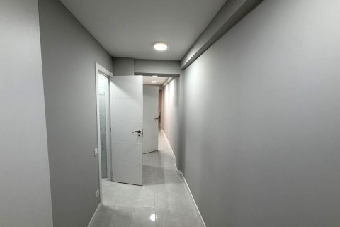 Lägenhet till salu i Torrevieja, Alicante, Spanien 3 sovrum, 90 kvm. Nr. 147047 - foto 14