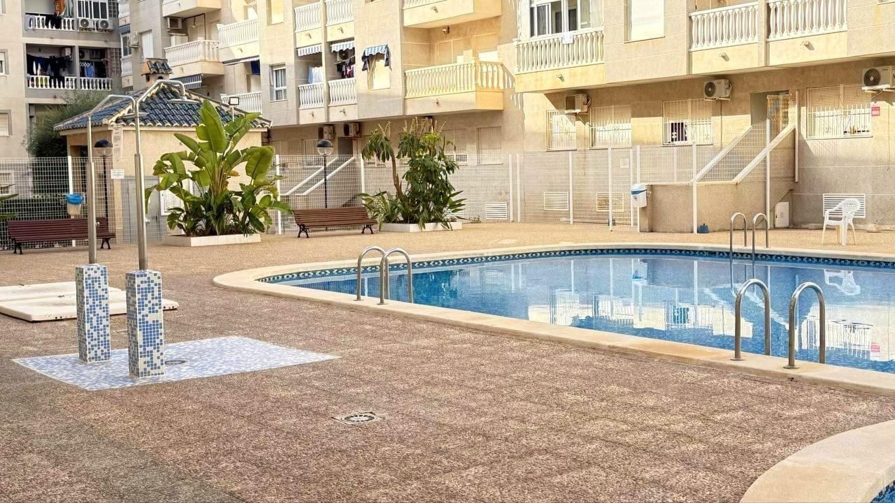 Apartment in Torrevieja, Alicante, Spain 1 bedroom, 50 sq.m. No. 195340
