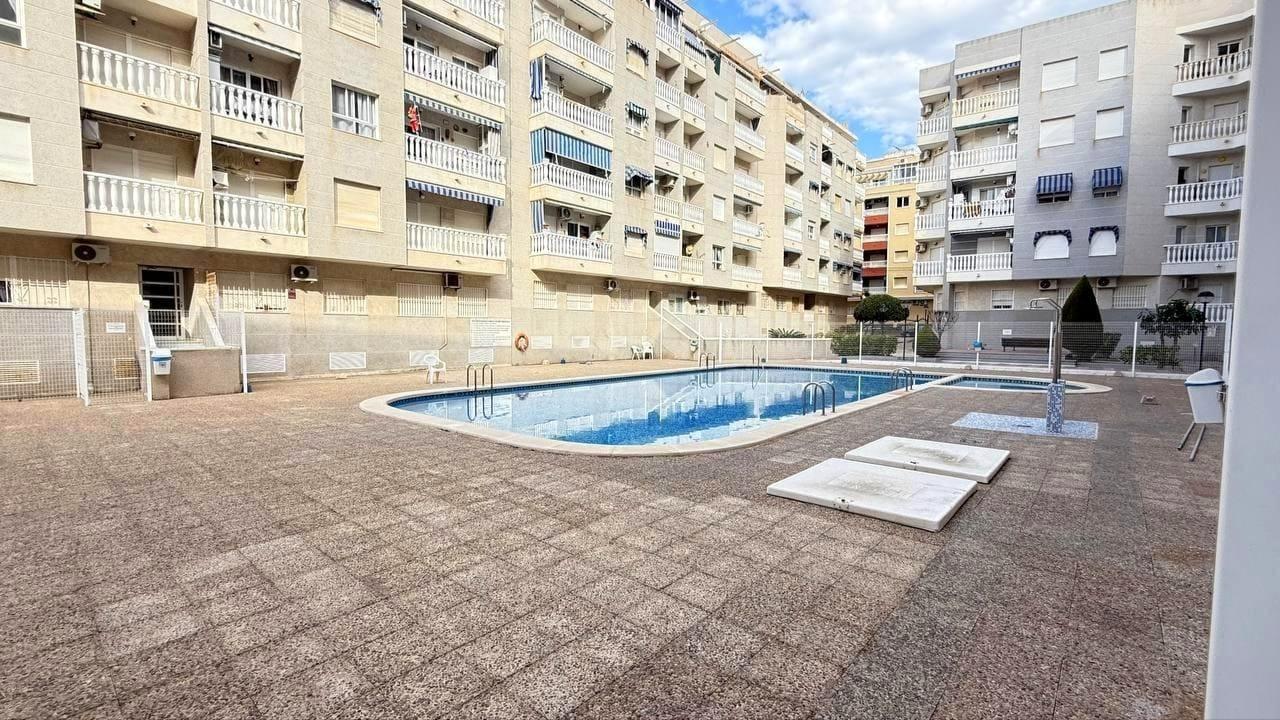 Apartment in Torrevieja, Alicante, Spain 1 bedroom, 50 sq.m. No. 195340
