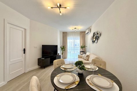 Apartment à vendre à Torrevieja, Alicante, Espagne, 1 chambre, 50 m2 No. 195340 - photo 7