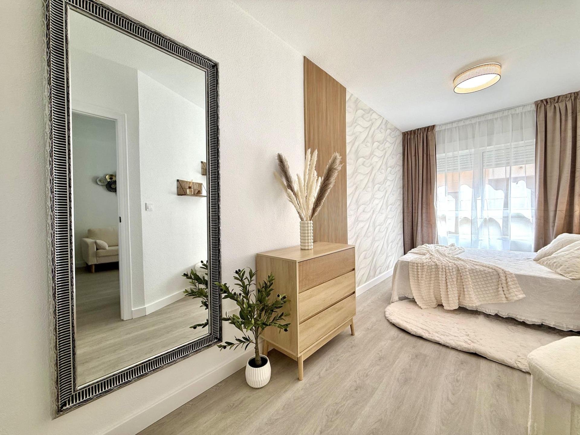 Apartment in Torrevieja, Alicante, Spain 1 bedroom, 50 sq.m. No. 195340