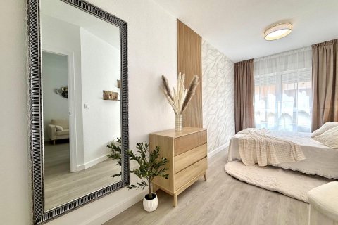 Apartment à vendre à Torrevieja, Alicante, Espagne, 1 chambre, 50 m2 No. 195340 - photo 9