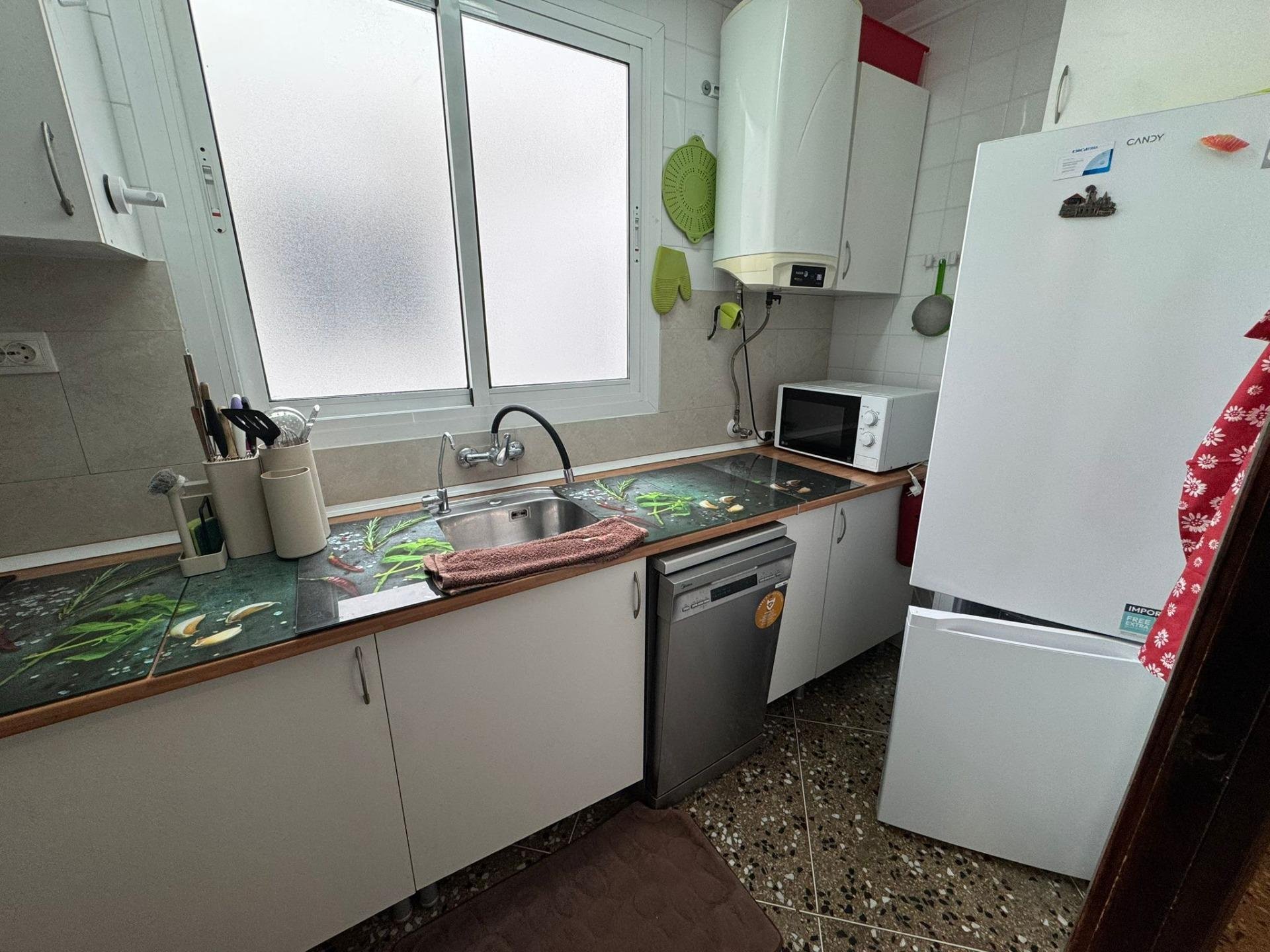 Apartamento en Valencia, València, España 2 dormitorios, 71 m2 No. 168085