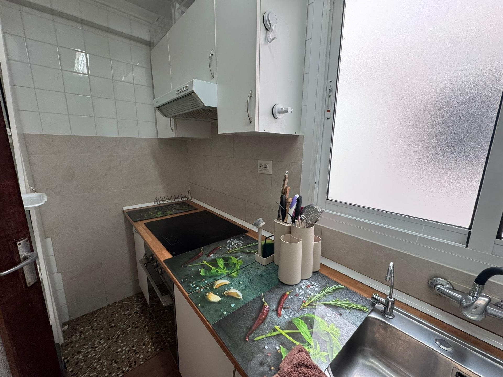 Apartamento en Valencia, València, España 2 dormitorios, 71 m2 No. 168085