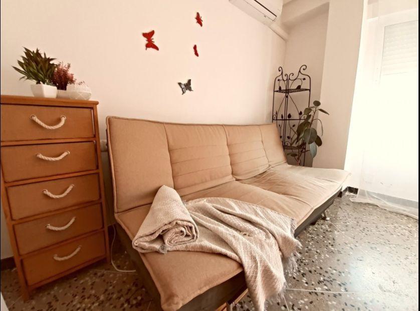 Apartamento en Valencia, València, España 2 dormitorios, 71 m2 No. 168085