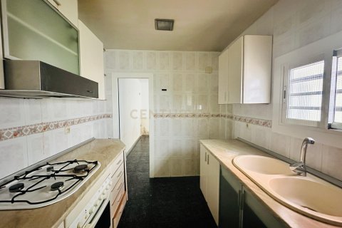 House for sale in Sabadell, Barcelona, Spain 3 bedrooms, 116 sq.m. No. 168076 - photo 8
