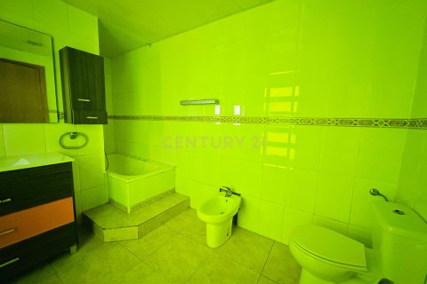 House for sale in Sabadell, Barcelona, Spain 3 bedrooms, 116 sq.m. No. 168076 - photo 11