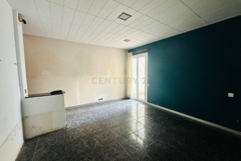 House for sale in Sabadell, Barcelona, Spain 3 bedrooms, 116 sq.m. No. 168076 - photo 5