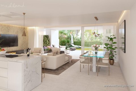 Huoneisto myytävänä San Roque, Cadiz, Espanja, 4 makuuhuonetta, 151 m2 No. 167842 - kuva 5