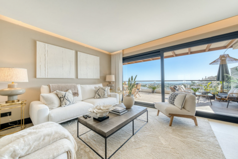 Apartment for sale Marbella, Malaga, Spain 2 bedrooms, 93 sq.m. No. 109744 - photo 1