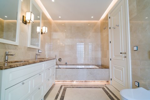 Villa for sale Marbella, Malaga, Spain 6 bedrooms, 526 sq.m. No. 109736 - photo 11
