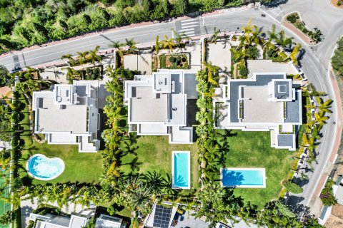 Villa for sale Marbella, Malaga, Spain 6 bedrooms, 647 sq.m. No. 109733 - photo 2