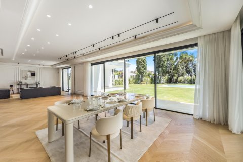 Villa for sale Marbella, Malaga, Spain 6 bedrooms, 647 sq.m. No. 109733 - photo 12