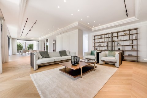 Villa for sale Marbella, Malaga, Spain 6 bedrooms, 647 sq.m. No. 109733 - photo 11