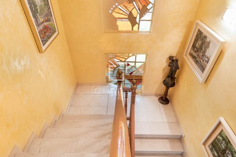 Huvila myytävänä Sant Just Desvern, Barcelona, Espanja, 6 makuuhuonetta, 520 m2 No. 192683 - kuva 16
