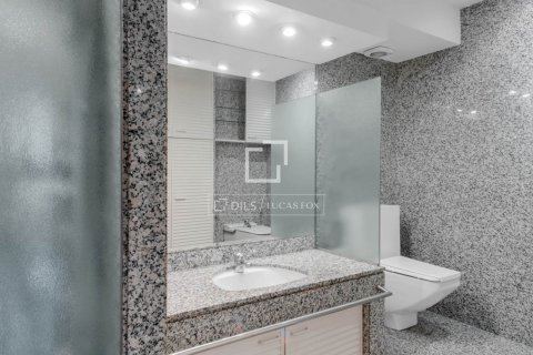Apartamento en venta en Barcelona, España 7 dormitorios, 250 m2 No. 192681 - foto 21