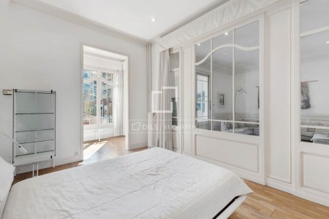 Apartamento en venta en Barcelona, España 7 dormitorios, 250 m2 No. 192681 - foto 15