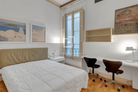 Apartamento en venta en Barcelona, España 7 dormitorios, 250 m2 No. 192681 - foto 14