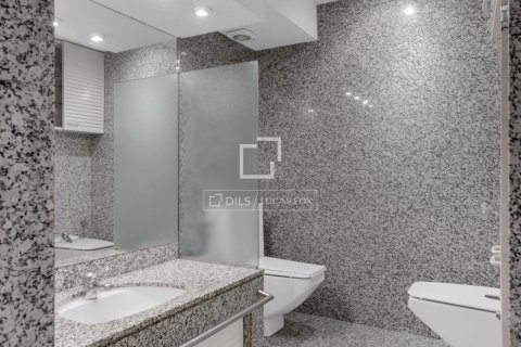 Apartamento en venta en Barcelona, España 7 dormitorios, 250 m2 No. 192681 - foto 22