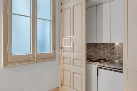 Apartamento en venta en Barcelona, España 7 dormitorios, 250 m2 No. 192681 - foto 12