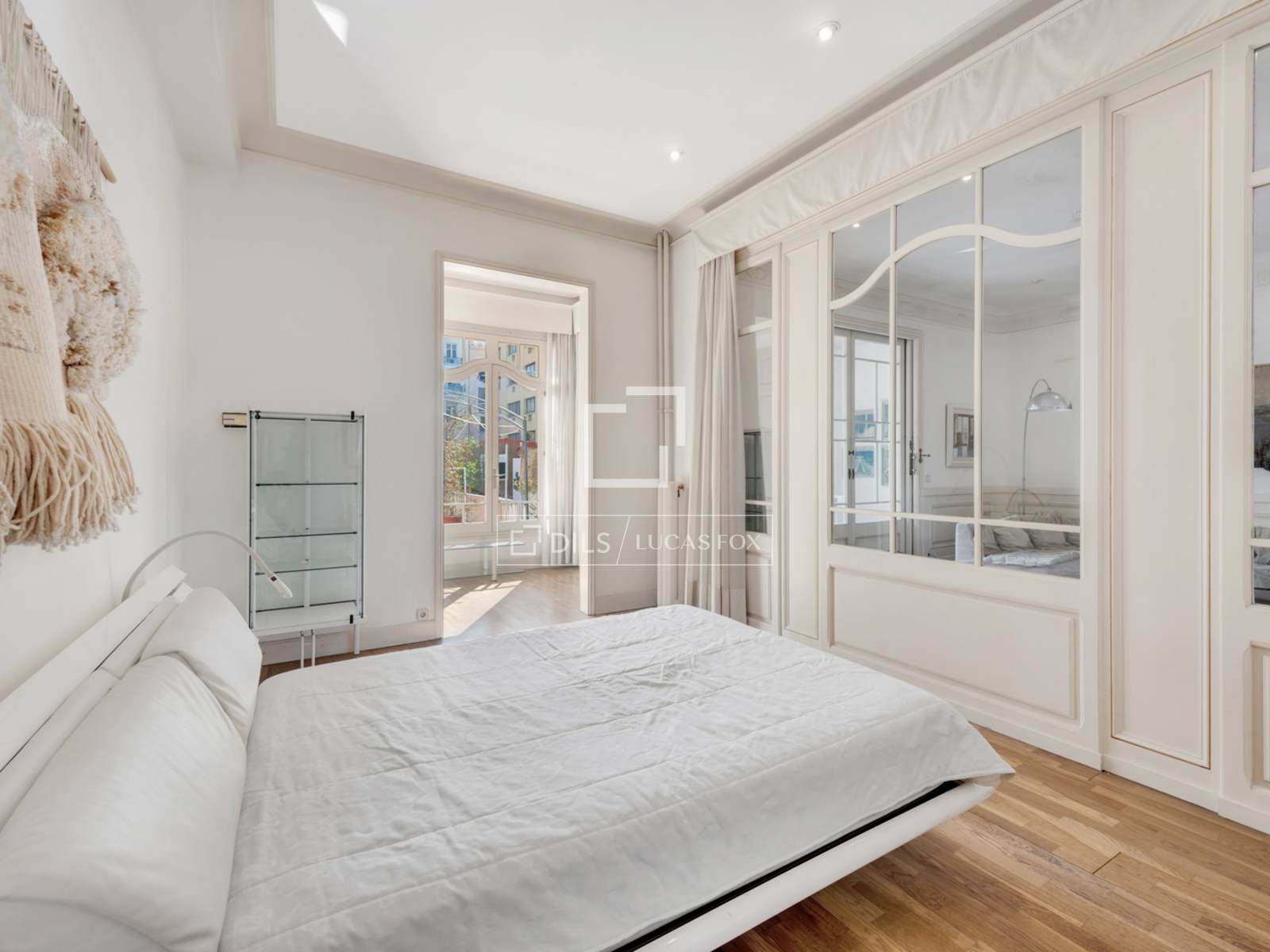 Квартира в Барселона, Испания 7 спален, 250м2 №192681