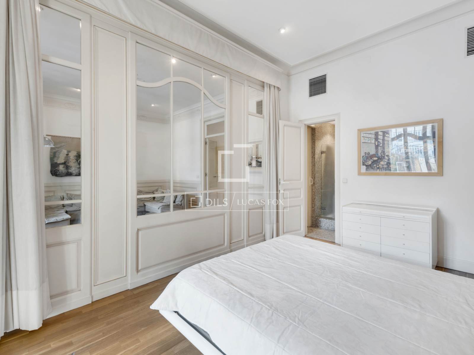 Квартира в Барселона, Испания 7 спален, 250м2 №192681