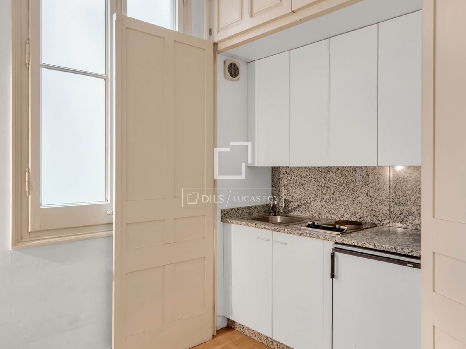 Квартира в Барселона, Испания 7 спален, 250м2 №192681