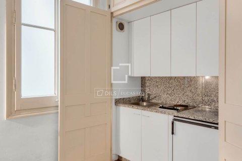 Apartamento en venta en Barcelona, España 7 dormitorios, 250 m2 No. 192681 - foto 13
