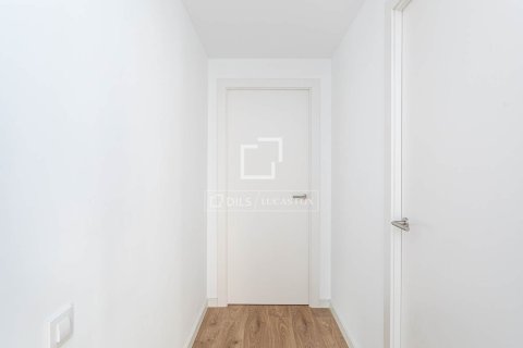 Apartamento en venta en Barcelona, España 3 dormitorios, 106 m2 No. 192686 - foto 18