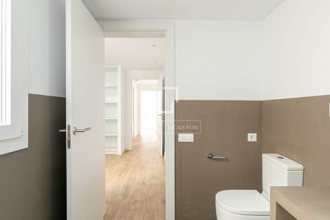 Apartamento en venta en Barcelona, España 3 dormitorios, 106 m2 No. 192686 - foto 25