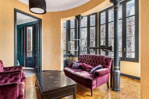 Apartamento en venta en Barcelona, España 4 dormitorios, 117 m2 No. 192684 - foto 9