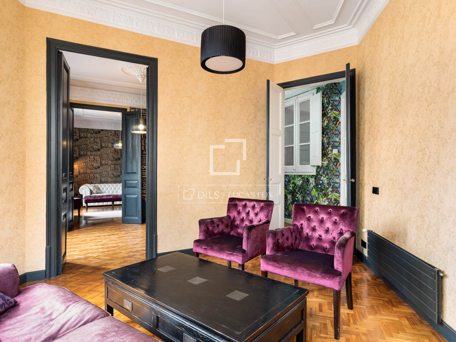 Apartment in Barcelona, Spain 4 bedrooms, 117 sq.m. No. 192684