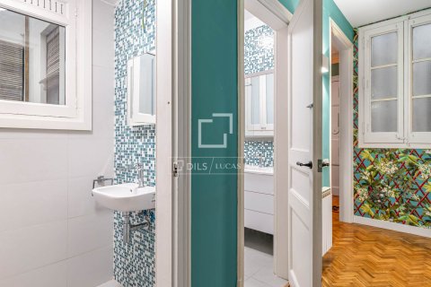 Apartamento en venta en Barcelona, España 4 dormitorios, 117 m2 No. 192684 - foto 23