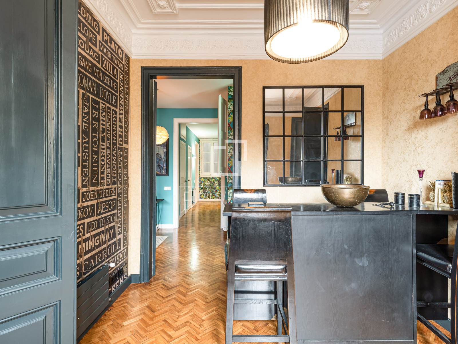 Apartment in Barcelona, Spain 4 bedrooms, 117 sq.m. No. 192684