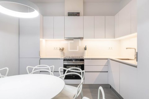 Apartamento en venta en Barcelona, España 4 dormitorios, 117 m2 No. 192684 - foto 14