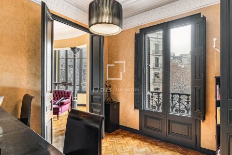 Apartamento en venta en Barcelona, España 4 dormitorios, 117 m2 No. 192684 - foto 11