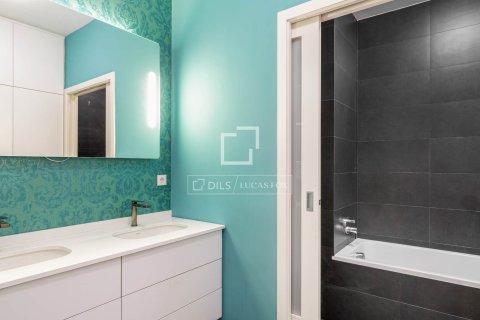 Apartamento en venta en Barcelona, España 4 dormitorios, 117 m2 No. 192684 - foto 25