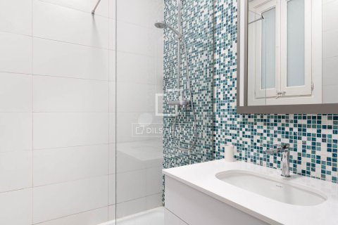 Apartamento en venta en Barcelona, España 4 dormitorios, 117 m2 No. 192684 - foto 24