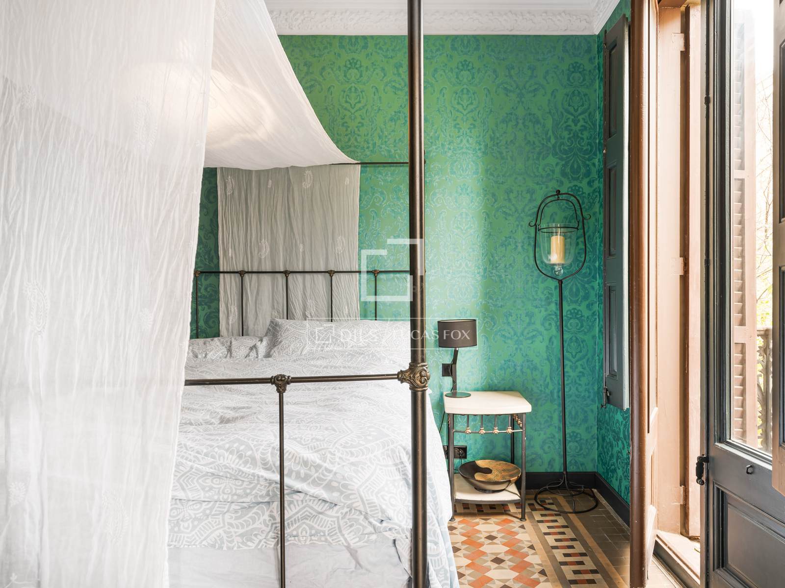 Apartment in Barcelona, Spain 4 bedrooms, 117 sq.m. No. 192684