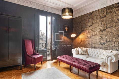 Apartamento en venta en Barcelona, España 4 dormitorios, 117 m2 No. 192684 - foto 4