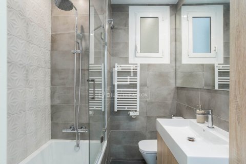 Apartamento en venta en Barcelona, España 2 dormitorios, 81 m2 No. 192685 - foto 6