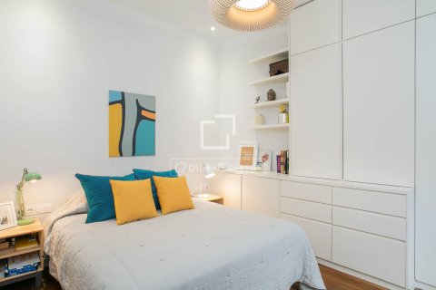 Apartamento en venta en Barcelona, España 2 dormitorios, 81 m2 No. 192685 - foto 5