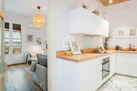 Apartamento en venta en Barcelona, España 2 dormitorios, 81 m2 No. 192685 - foto 8