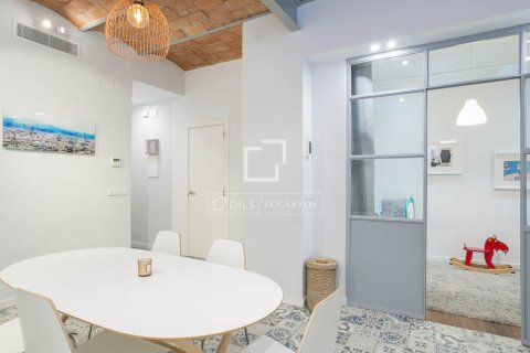 Apartamento en venta en Barcelona, España 2 dormitorios, 81 m2 No. 192685 - foto 29