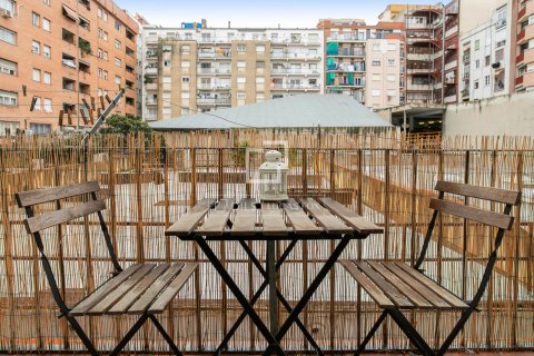 Apartamento en venta en Barcelona, España 2 dormitorios, 81 m2 No. 192685 - foto 3