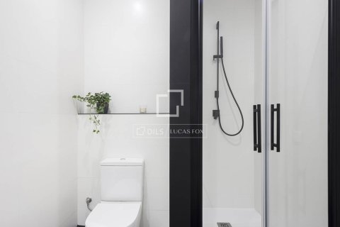 Apartamento en venta en Barcelona, España 2 dormitorios, 81 m2 No. 192682 - foto 14