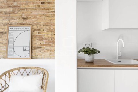 Apartamento en venta en Barcelona, España 2 dormitorios, 81 m2 No. 192682 - foto 3