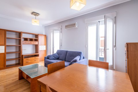 Dzīvoklis īrēšanai Madrid, Spānijā 1 istaba, 53 m2 Nr. 151436 - attēls 4