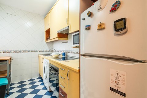 Dzīvoklis īrēšanai Madrid, Spānijā 1 istaba, 53 m2 Nr. 151436 - attēls 15