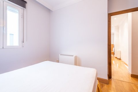Dzīvoklis īrēšanai Madrid, Spānijā 1 istaba, 53 m2 Nr. 151436 - attēls 27